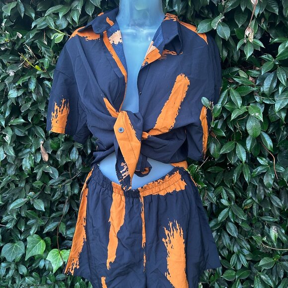 Shein Brush Print Tie Front Drop Shoulder Blouse & Shorts - Picture 1 of 3